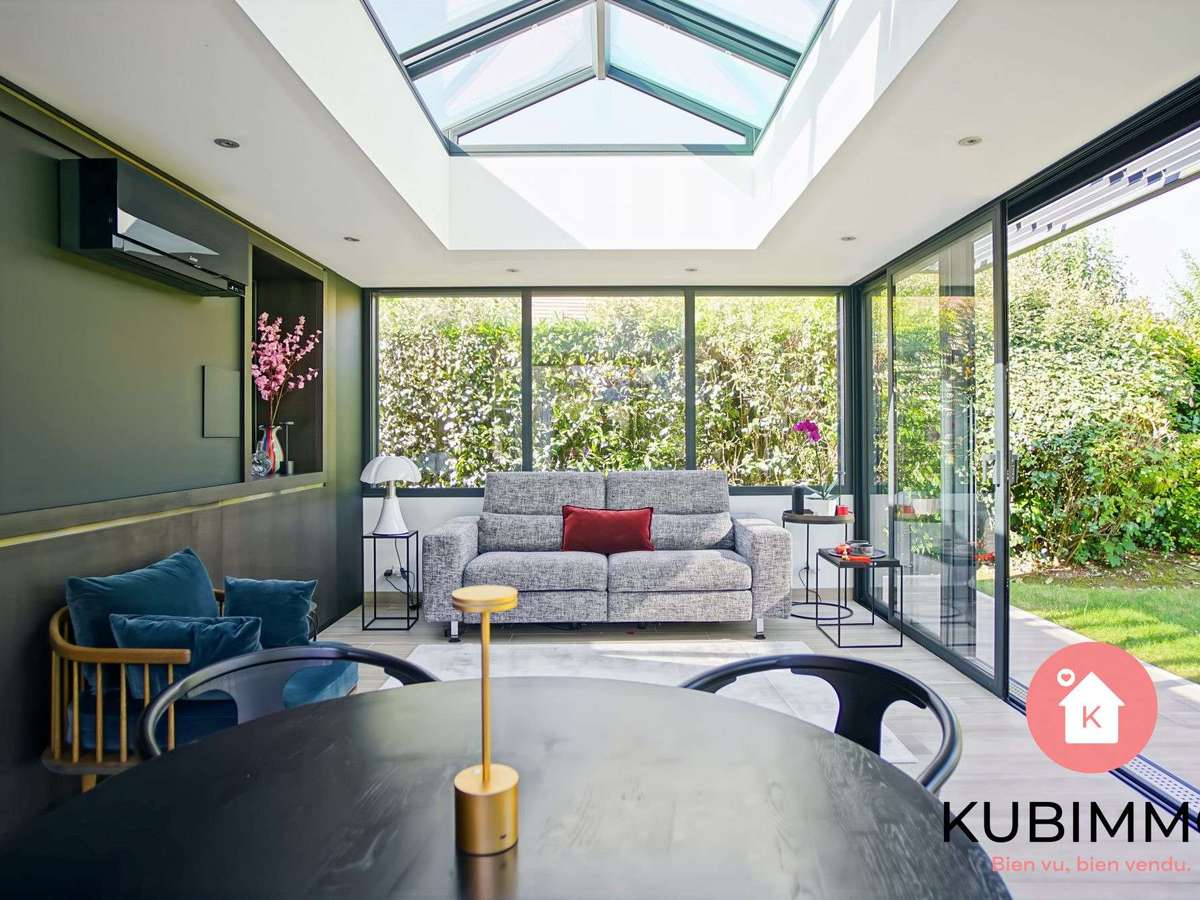 Maison Bussy-Saint-Georges