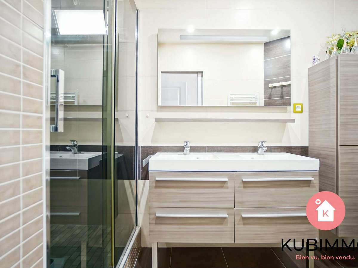 Maison Bussy-Saint-Georges