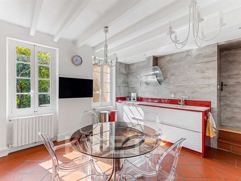 Maison Buzet-sur-Tarn - 5 chambres - 330m²