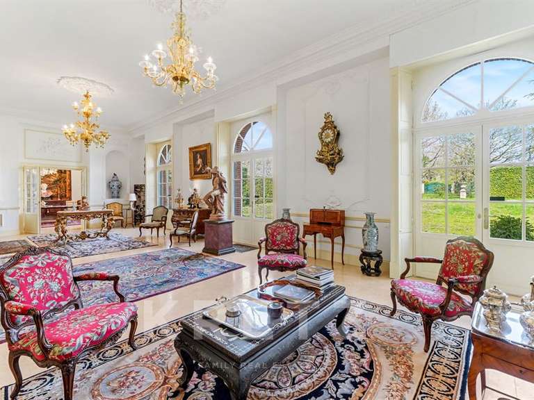 Maison Buzet-sur-Tarn - 5 chambres - 330m²