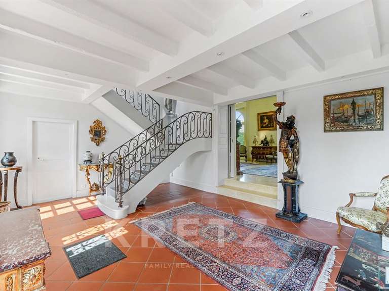 Maison Buzet-sur-Tarn - 5 chambres - 330m²
