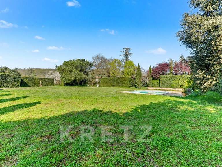 Maison Buzet-sur-Tarn - 5 chambres - 330m²