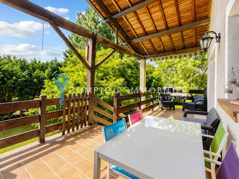Maison Buzet-sur-Tarn - 4 chambres - 220m²