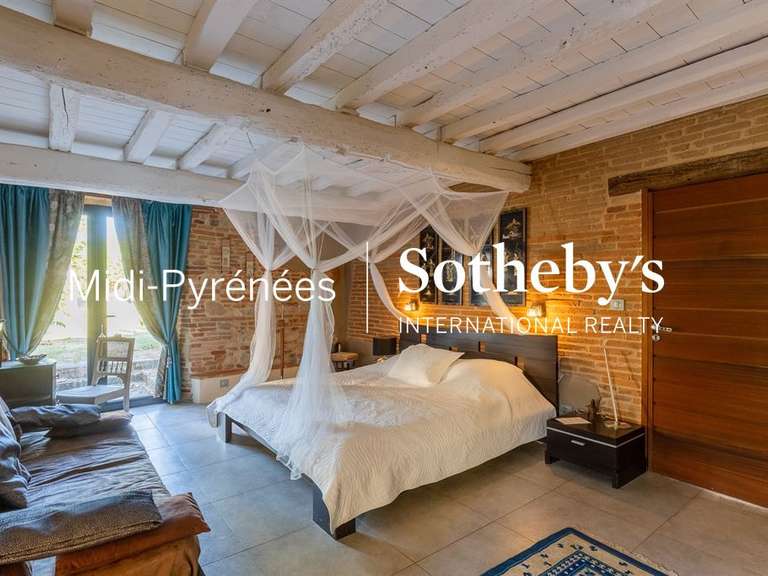 House Buzet-sur-Tarn - 5 bedrooms - 390m²