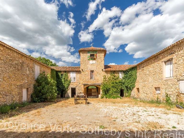 Château Cabasse - 384m²