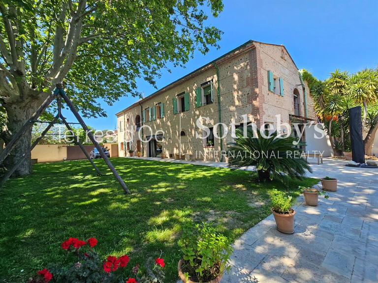 Maison Cabestany - 5 chambres - 268m²