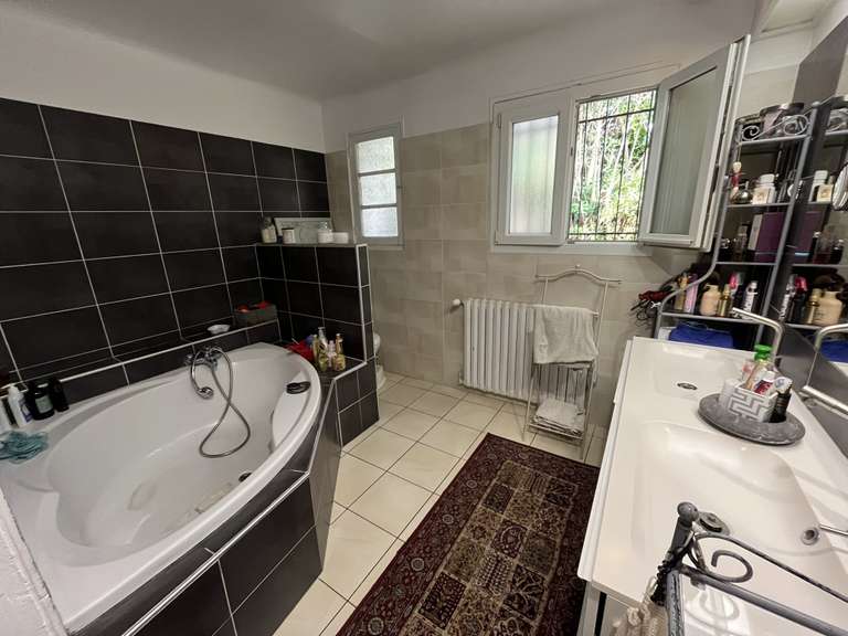 Villa Cabestany - 5 chambres - 217m²