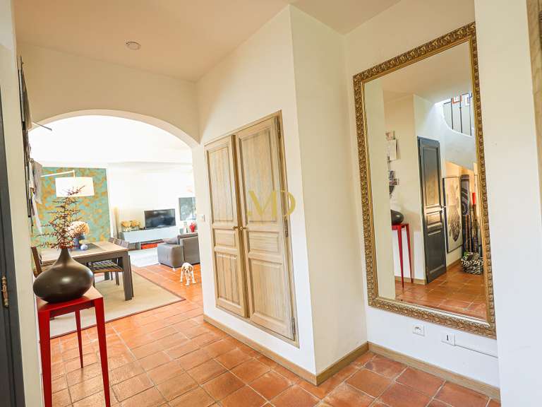 House Cabrières-d'Avignon - 4 bedrooms - 175m²