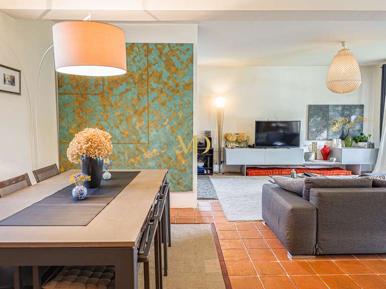 House Cabrières-d'Avignon - 4 bedrooms - 175m²