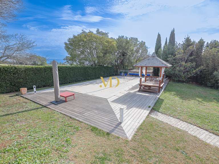 House Cabrières-d'Avignon - 4 bedrooms - 175m²