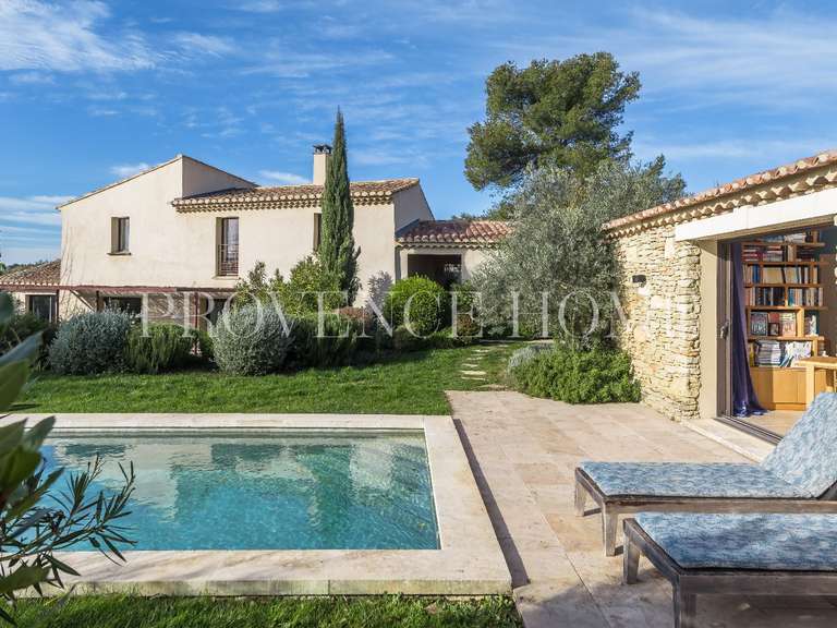 Maison Cabrières-d'Avignon - 4 chambres - 208m²