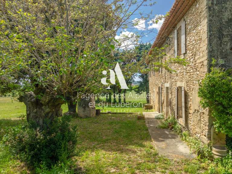 Maison Cabrières-d'Avignon - 4 chambres - 400m²