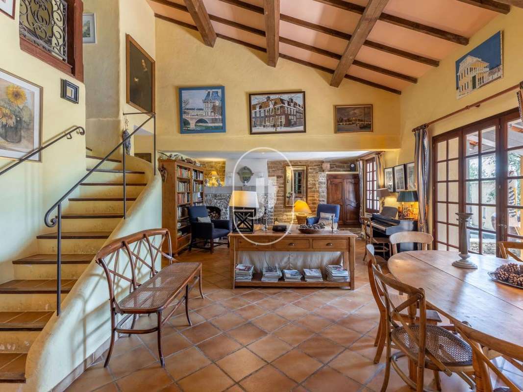 Maison Cabrières-d'Avignon