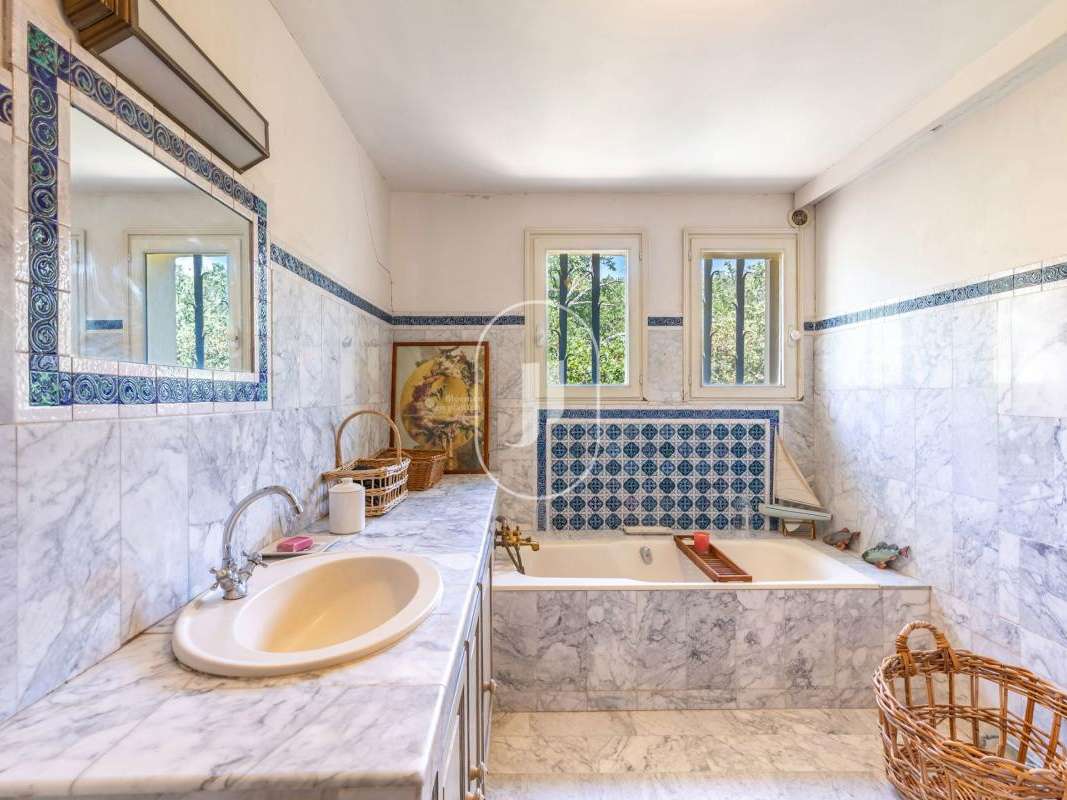 Maison Cabrières-d'Avignon