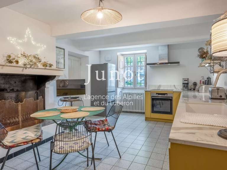 Maison Cabrières-d'Avignon - 4 chambres - 280m²