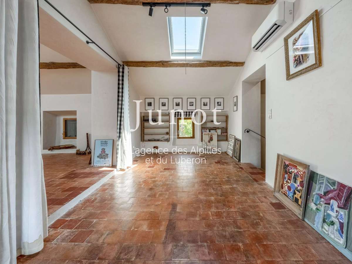 Maison Cabrières-d'Avignon
