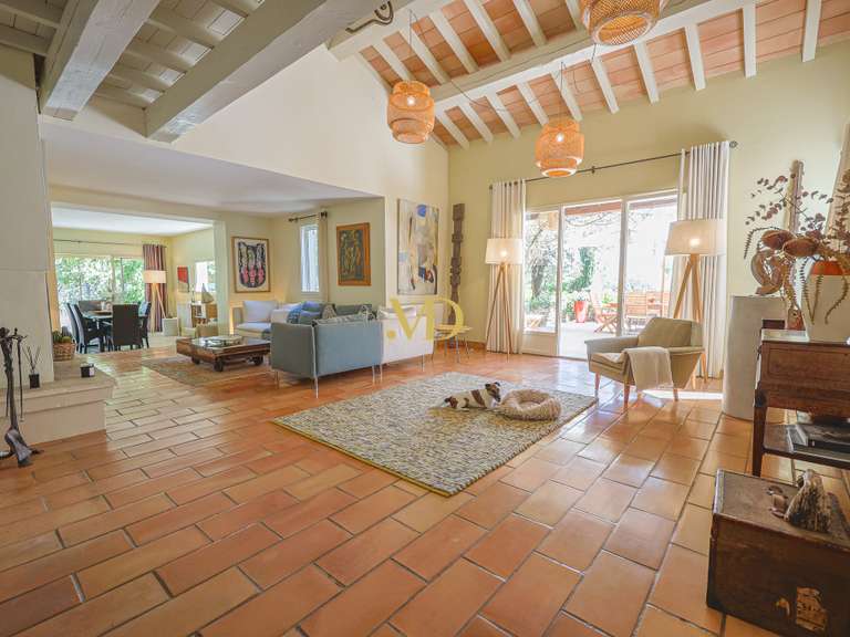 Maison Cabrières-d'Avignon - 4 chambres - 240m²