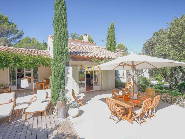 Maison Cabrières-d'Avignon - 4 chambres - 240m²