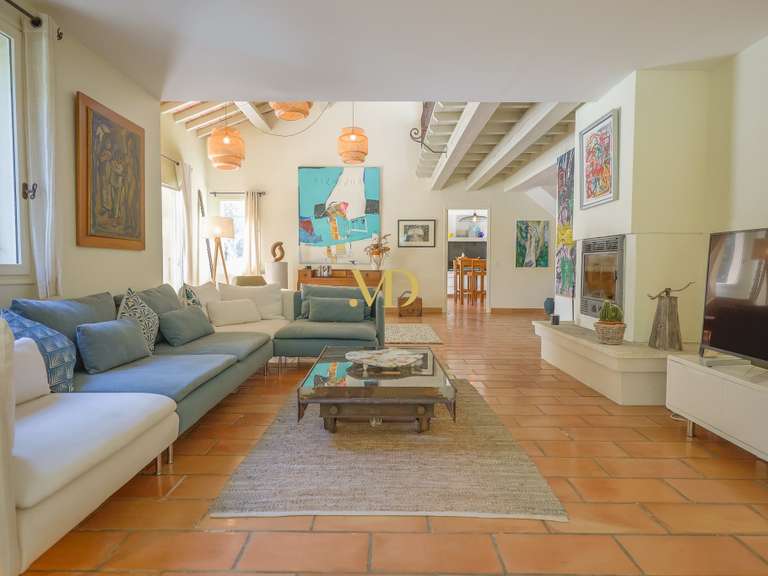 Maison Cabrières-d'Avignon - 4 chambres - 240m²