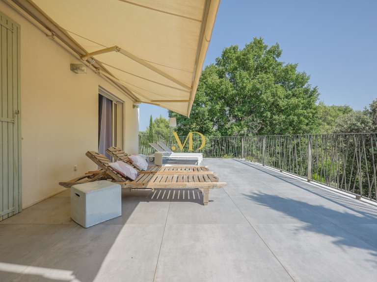 Maison Cabrières-d'Avignon - 4 chambres - 240m²