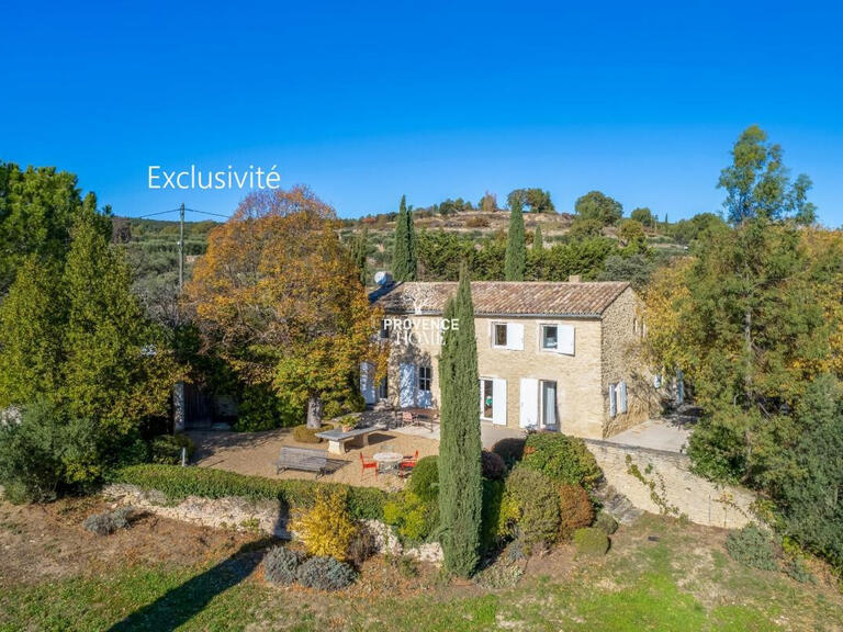Propriété Cabrières-d'Avignon - 4 chambres - 243m²