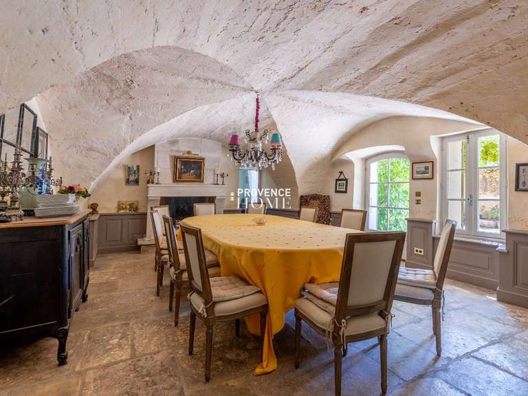 Propriété Cabrières-d'Avignon - 7 chambres - 356m²