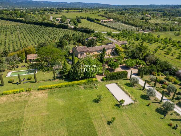 Propriété Cabrières-d'Avignon - 7 chambres - 356m²