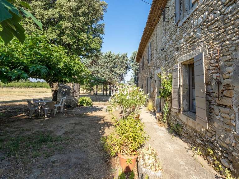 Propriété Cabrières-d'Avignon - 5 chambres - 300m²