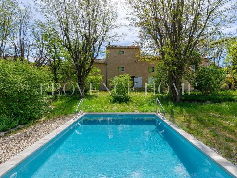 Propriété Cabrières-d'Avignon - 5 chambres - 269m²