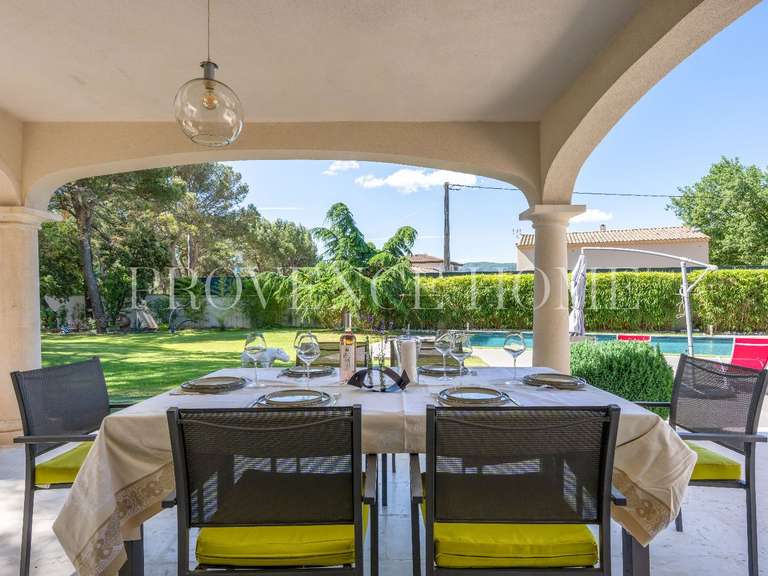 Propriété Cabrières-d'Avignon - 4 chambres - 257m²