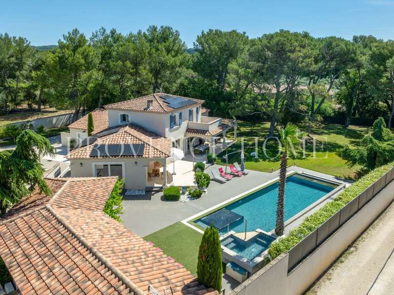 Propriété Cabrières-d'Avignon - 4 chambres - 257m²