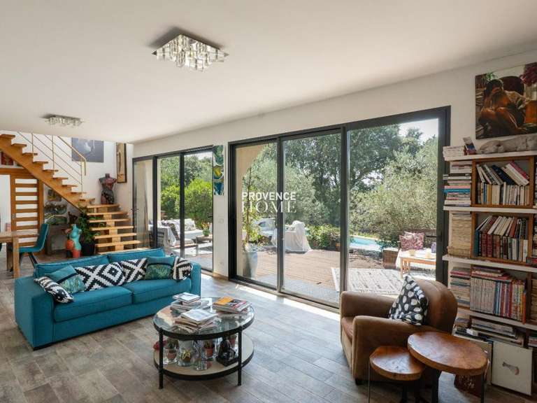 Villa Cabrières-d'Avignon - 3 chambres - 210m²