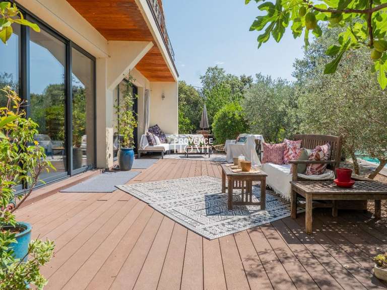 Villa Cabrières-d'Avignon - 3 chambres - 210m²