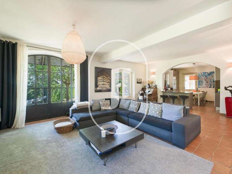 Villa Cabrières-d'Avignon - 4 bedrooms - 174m²