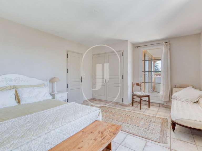 Villa Cabrières-d'Avignon - 4 bedrooms - 180m²