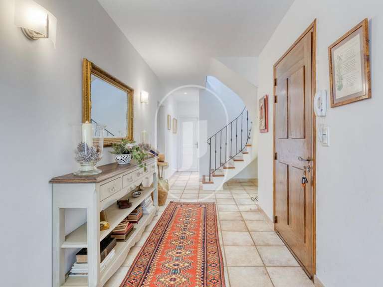 Villa Cabrières-d'Avignon - 4 bedrooms - 180m²