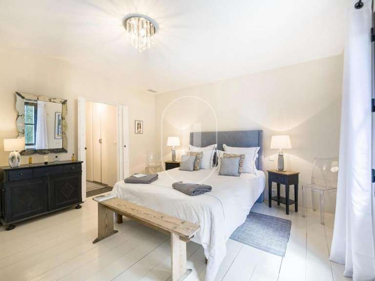 Villa Cabrières-d'Avignon - 5 bedrooms - 230m²