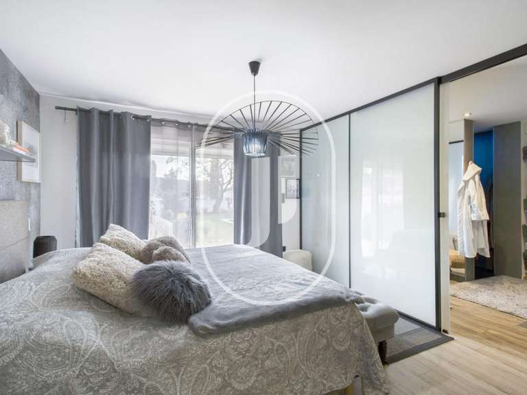 Villa Cabrières-d'Avignon - 3 chambres - 189m²