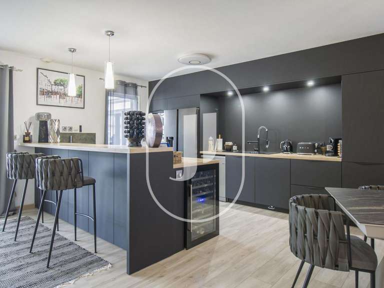 Villa Cabrières-d'Avignon - 3 chambres - 189m²