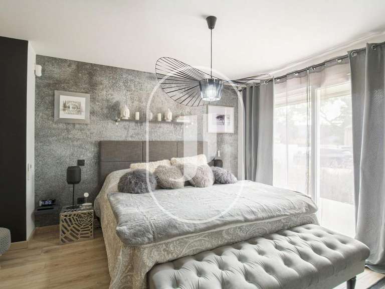 Villa Cabrières-d'Avignon - 3 chambres - 189m²