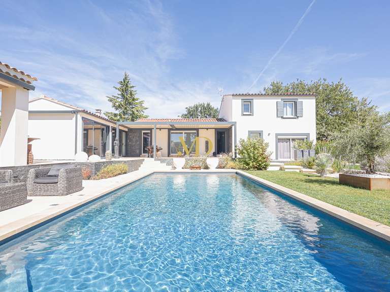 Villa Cabrières-d'Avignon - 3 chambres - 189m²