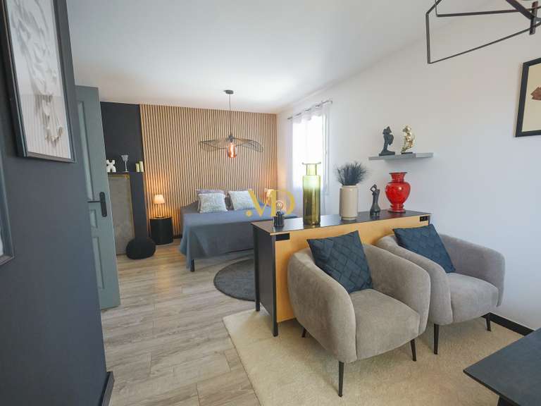 Villa Cabrières-d'Avignon - 3 chambres - 189m²