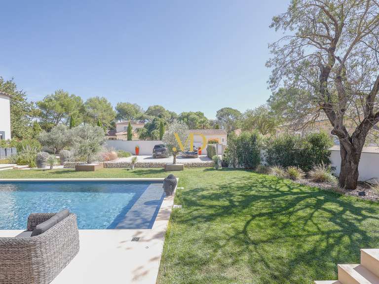 Villa Cabrières-d'Avignon - 3 chambres - 189m²