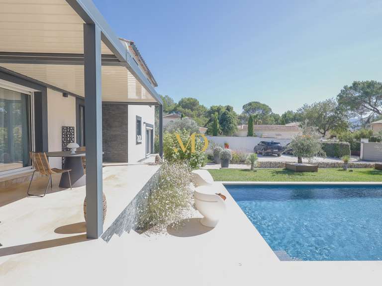 Villa Cabrières-d'Avignon - 3 chambres - 189m²