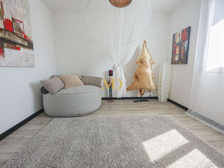 Villa Cabrières-d'Avignon - 3 chambres - 189m²