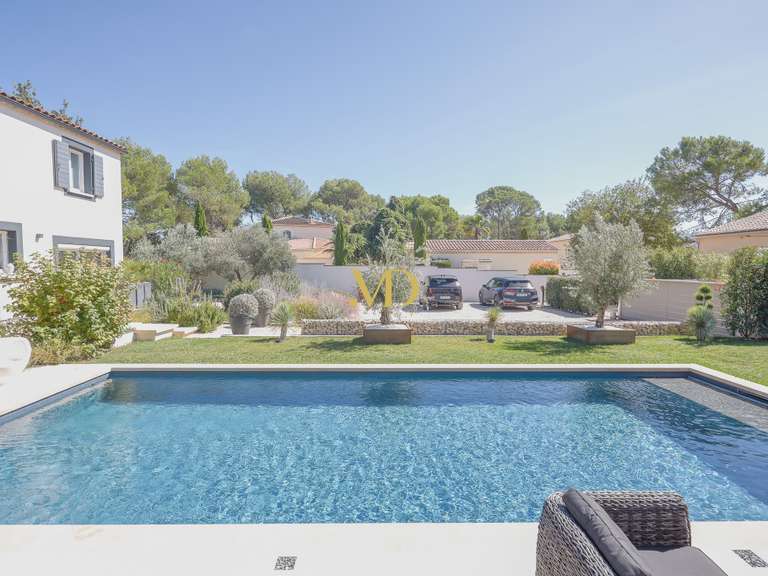Villa Cabrières-d'Avignon - 3 chambres - 189m²