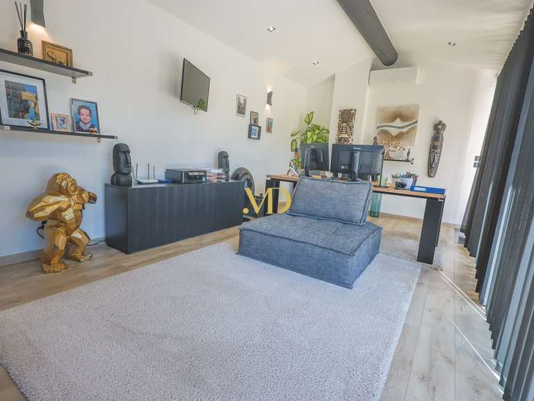 Villa Cabrières-d'Avignon - 3 chambres - 189m²