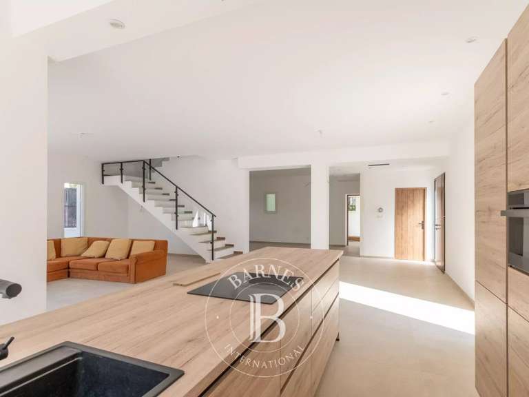 Maison Cabriès - 5 chambres - 204m²