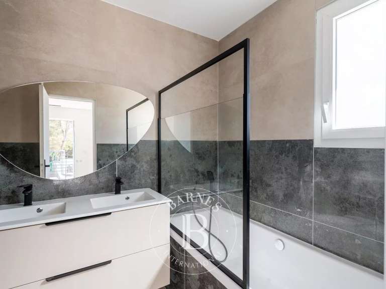 Maison Cabriès - 5 chambres - 204m²