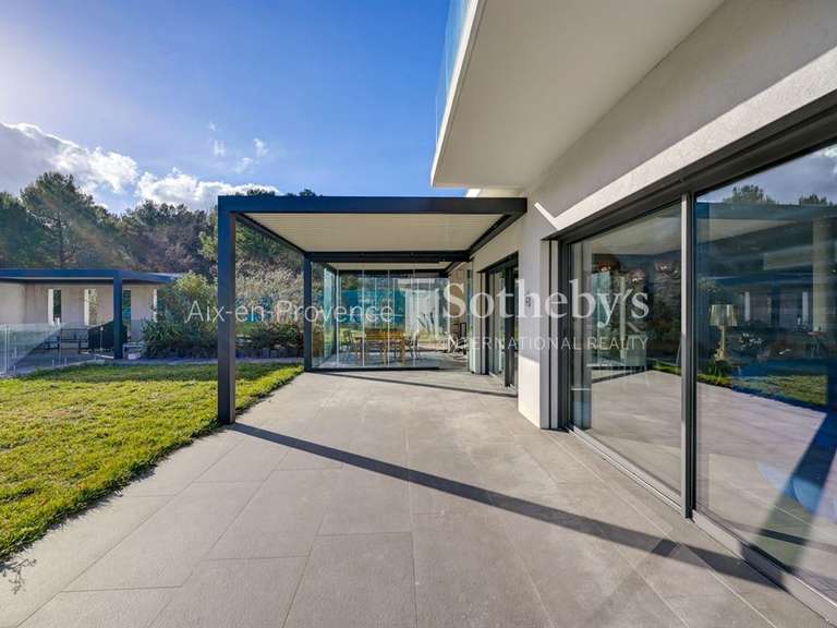 Maison Cabriès - 5 chambres - 220m²